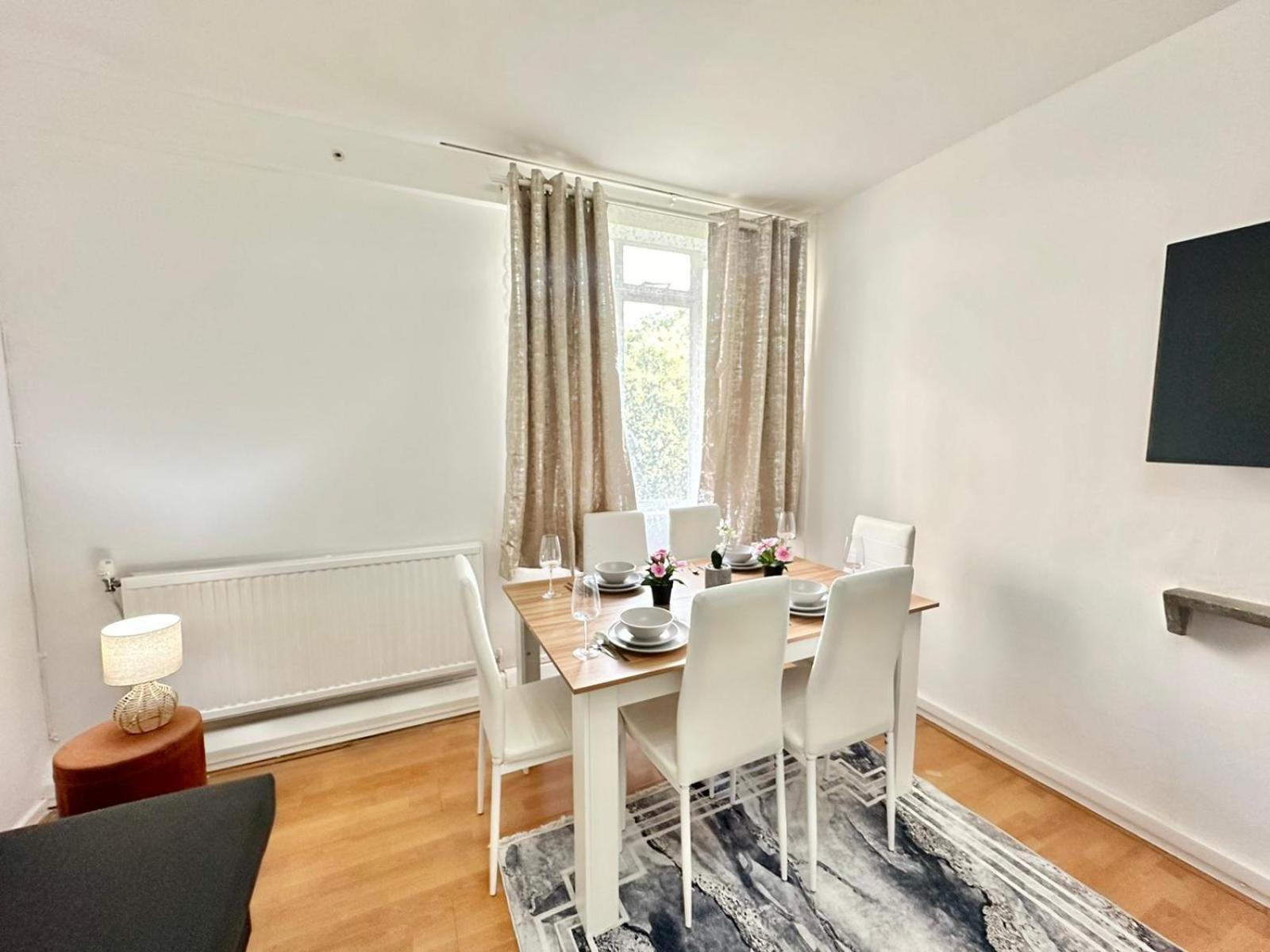Paddington Beautiful Two Bedroom Appartamento *